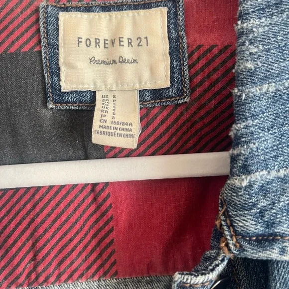 Ripped Jean Jacket - Picture 4 of 7